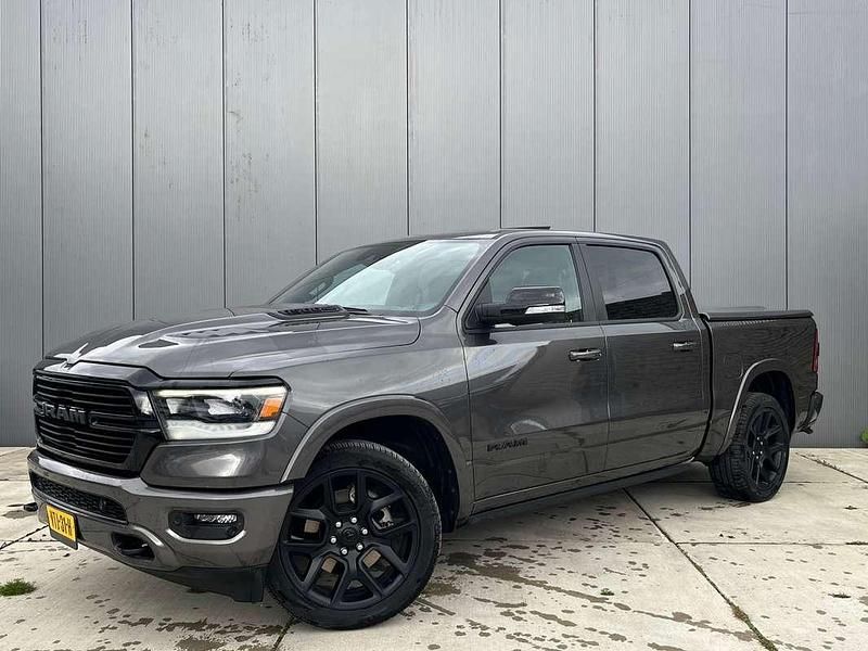 Grijs Gebruikt 2023 Dodge Ram Pickup | € 63.895 (Eerlijke prijs) - Afbeelding 1/4