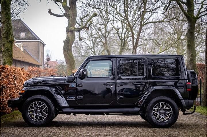 Occasion Jeep Wrangler Unlimited 80th Anniversary 2021 Zwart (metallic) SUV