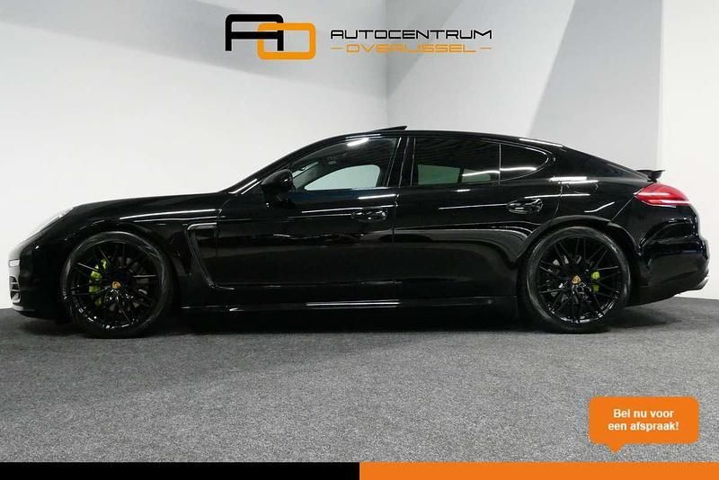 Zwart Gebruikt 2016 Porsche Panamera Sedan | € 39.900 - Afbeelding 1/4