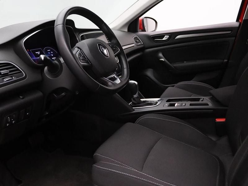 Occasion Renault Megane E-Tech Zen 159 PK (116 kW) 2021 Rood metallic Stationwagen