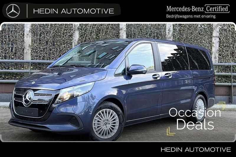 Blauw Occasion 2025 Mercedes EQV300 MPV | € 75.900 - Afbeelding 1/3