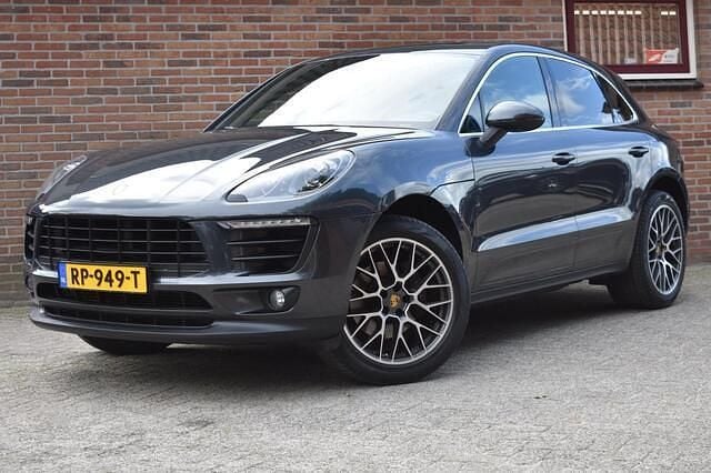 Grijs, metallic lak Gebruikt 2018 Porsche Macan SUV | € 37.949 (Goede deal) - Afbeelding 1/4