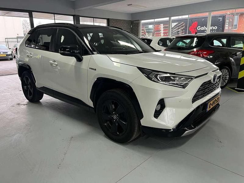 Occasion Toyota RAV4 Hybrid Sport 178 PK (130 kW) 2019 Wit SUV