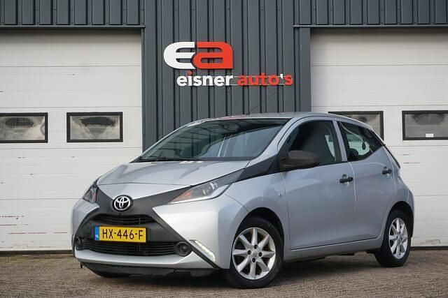 Grijs Gebruikt 2016 Toyota Aygo Hatchback | € 6.249 (Goede deal) - Afbeelding 1/4