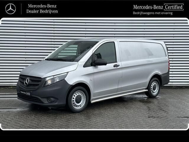 Zilver Gebruikt 2022 Mercedes Vito MPV | € 25.500 (Eerlijke prijs) - Afbeelding 1/4