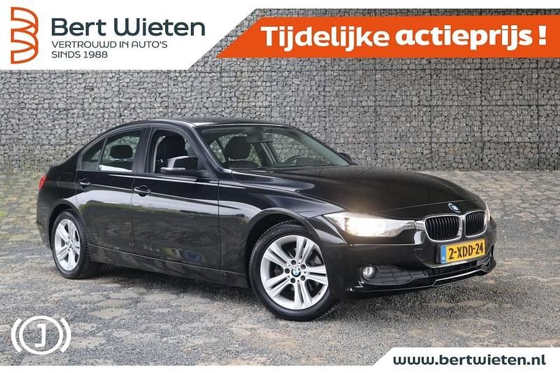 Zwart Gebruikt 2014 BMW 316 Sedan | € 11.645 (Iets duurder) - Afbeelding 1/3