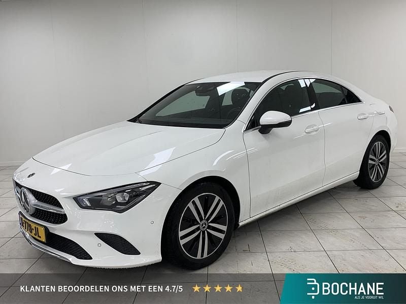 Wit Occasion 2021 Mercedes CLA200 Business Sedan | € 28.745 (Super prijs) - Afbeelding 1/4
