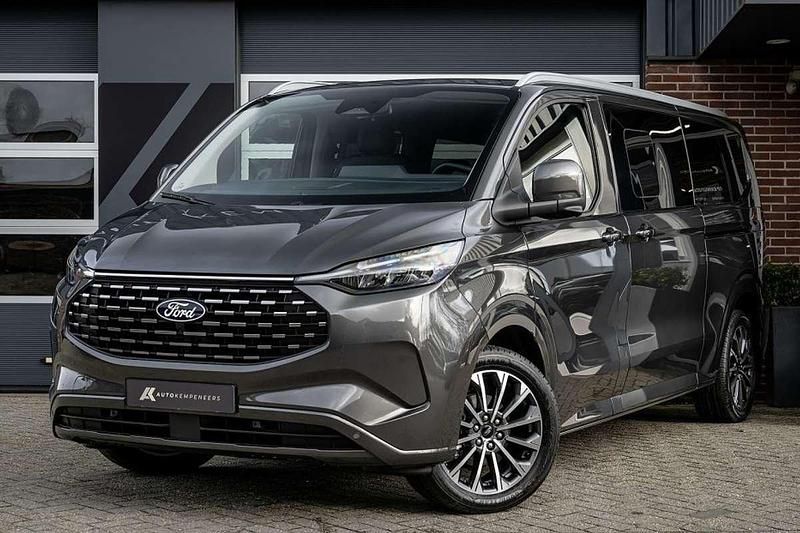Nieuw Ford Tourneo Titanium X 232 PK (170 kW) 2025 Grijs MPV