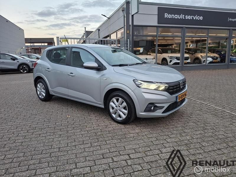 Grijs Gebruikt 2021 Dacia Sandero Essentiel Hatchback | € 11.500 (Super prijs) - Afbeelding 1/4