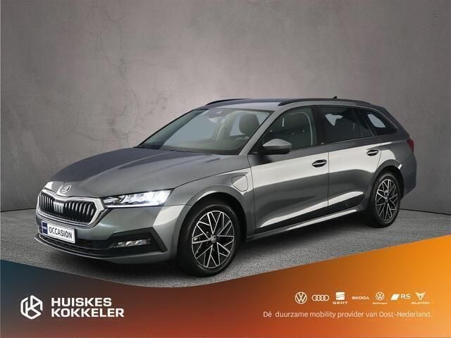 Grijs Gebruikt 2023 Skoda Octavia Business Line Stationwagen | € 30.900 (Eerlijke prijs) - Afbeelding 1/4