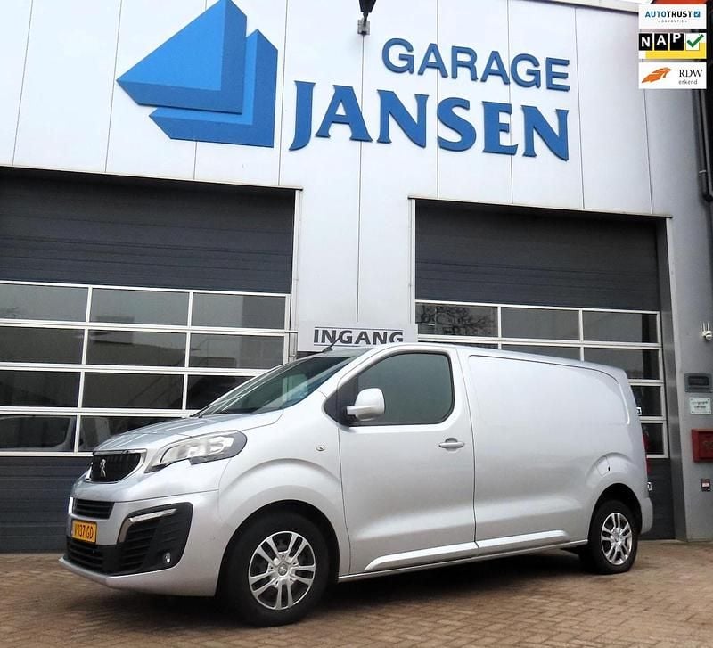 Zilver Occasion 2017 Peugeot Expert Premium Van | € 10.450 (Eerlijke prijs) - Afbeelding 1/4