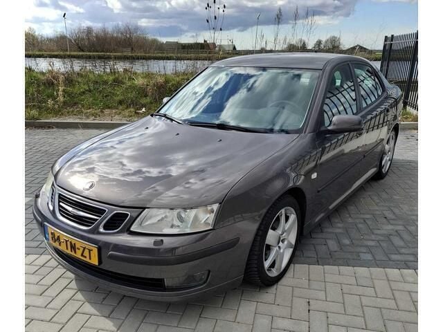 Grijs Gebruikt 2007 Saab 9-3 Vector Sedan | € 7.950 (Iets duurder) - Afbeelding 1/4