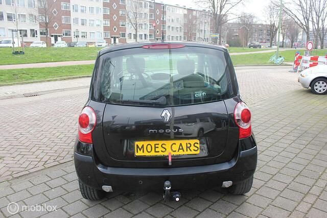 Occasion Renault Modus Initiale 112 PK (82 kW) 2007 Zwart MPV