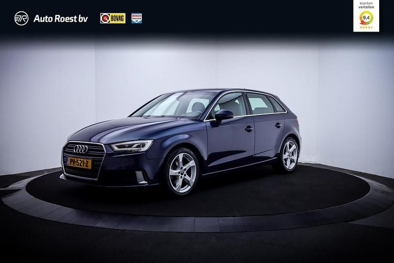 Blauw Gebruikt 2017 Audi A3 Sportback Sport Hatchback | € 17.125 (Eerlijke prijs) - Afbeelding 1/4