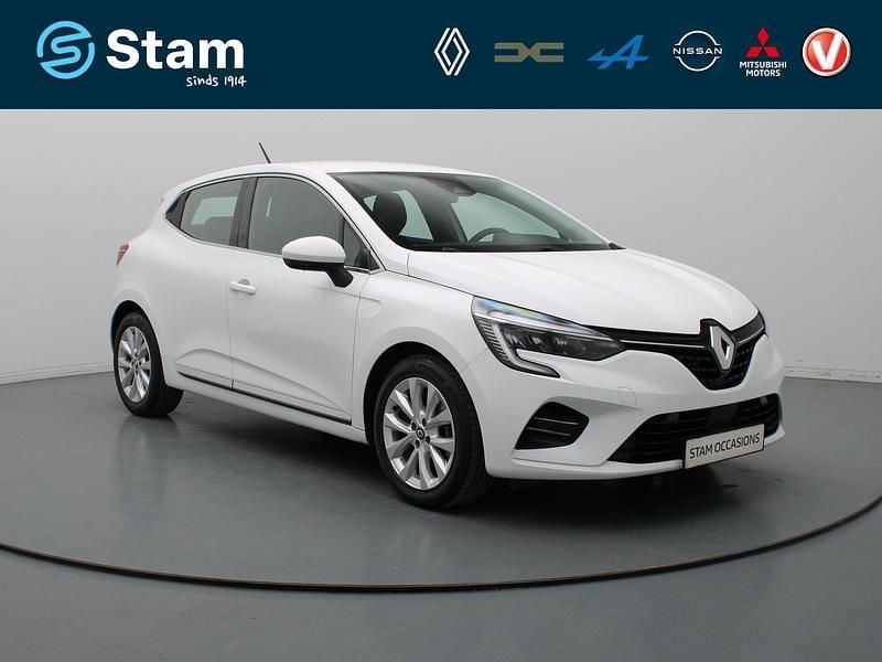 Wit Gebruikt 2020 Renault Clio V Intens Hatchback | € 12.490 (Eerlijke prijs) - Afbeelding 1/4