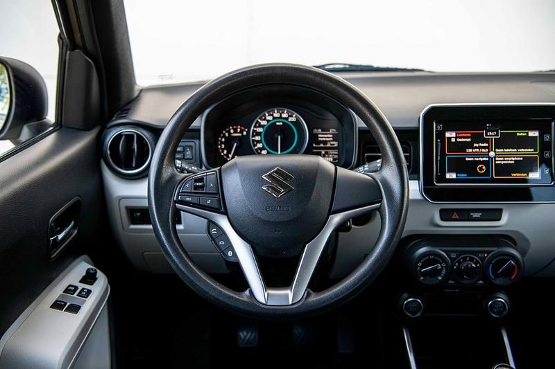 Occasion Suzuki Ignis 90 PK (66 kW) 2018 Geel Hatchback
