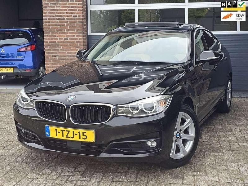 Zwart Gebruikt 2014 BMW 320 Gran Turismo Executive Hatchback | € 13.995 (Eerlijke prijs) - Afbeelding 1/4