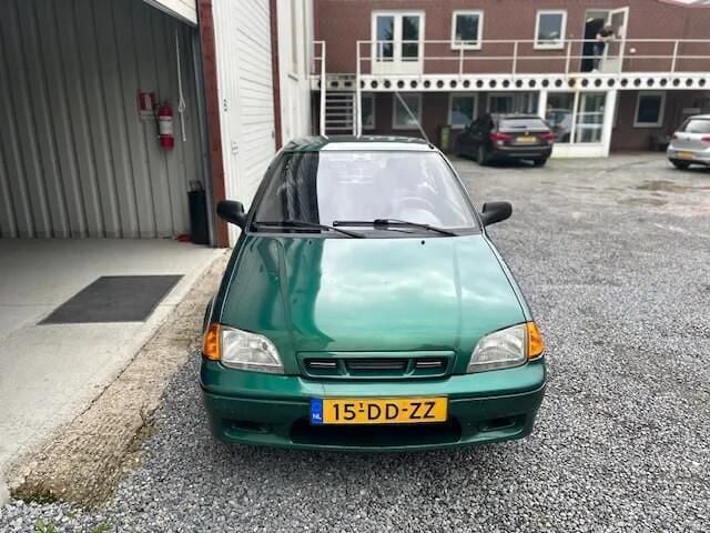 Occasion Suzuki Swift 53 PK (38 kW) 1999 Groen Hatchback