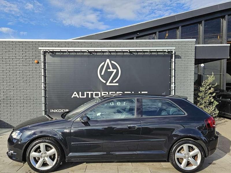 Zwart Gebruikt 2012 Audi A3 Ambition Hatchback | € 4.950 (Duur) - Afbeelding 1/4