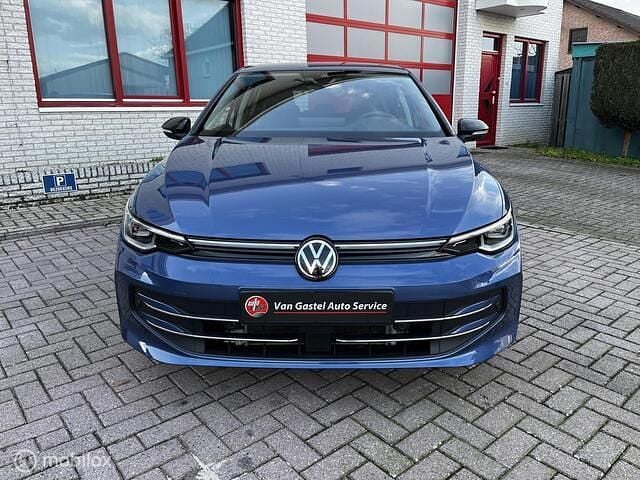 Occasion VW Golf VIII Goal 150 PK (110 kW) 2025 Blauw (metallic) Hatchback