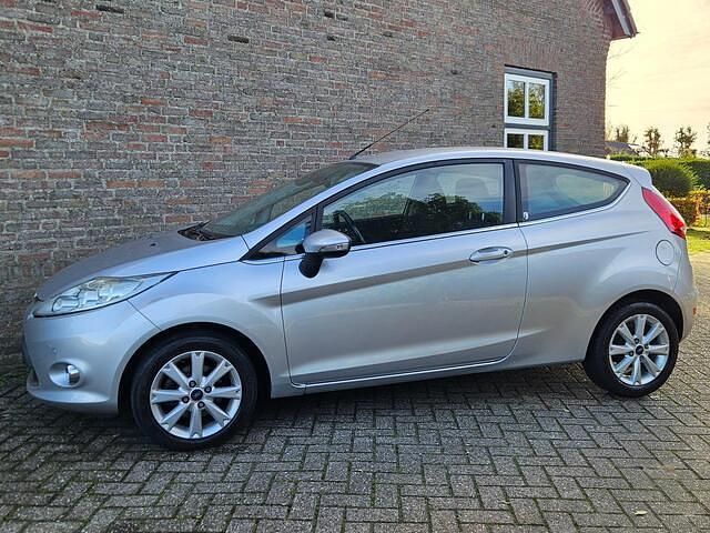 Occasion Ford Fiesta Ghia 82 PK (60 kW) 2009 Grijs Hatchback