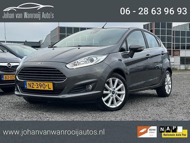 Grijs Gebruikt 2017 Ford Fiesta Titanium Hatchback | € 8.750 (Super prijs) - Afbeelding 1/4