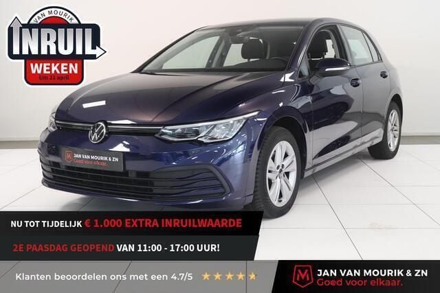 Blauw Gebruikt 2022 VW Golf VIII Life Hatchback | € 17.900 (Goede deal) - Afbeelding 1/4