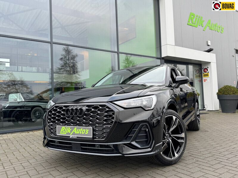 Zwart Nieuw 2025 Audi Q3 Advanced SUV | € 56.495 - Afbeelding 1/4