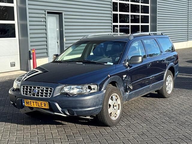 Blauw Gebruikt 2002 Volvo XC70 Comfort Stationwagen | € 1.950 (Super prijs) - Afbeelding 1/4