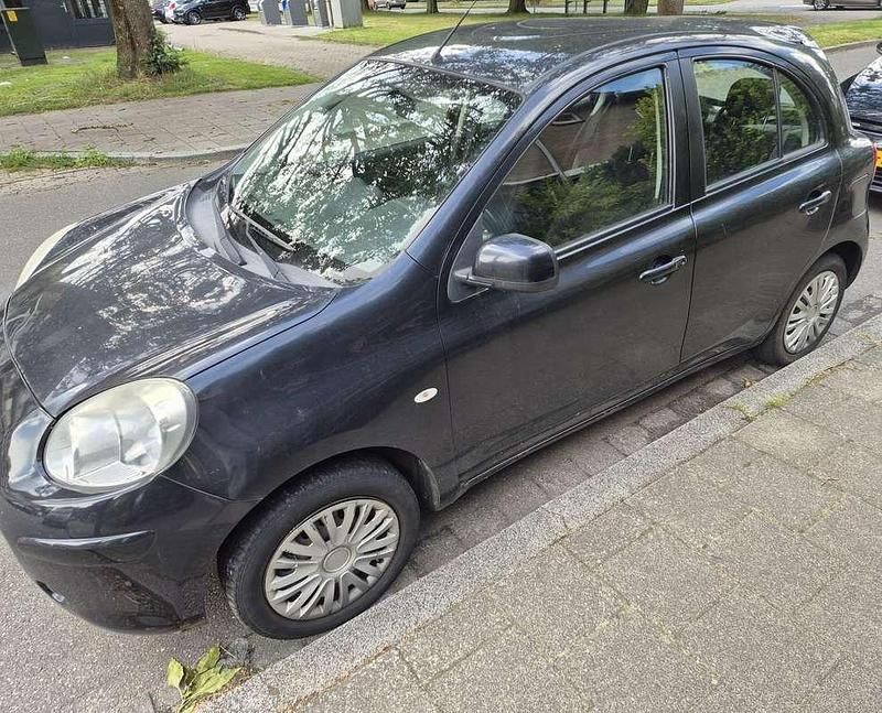 Zwart Gebruikt 2012 Nissan Micra Acenta MPV | € 3.650 (Goede deal) - Afbeelding 1/4