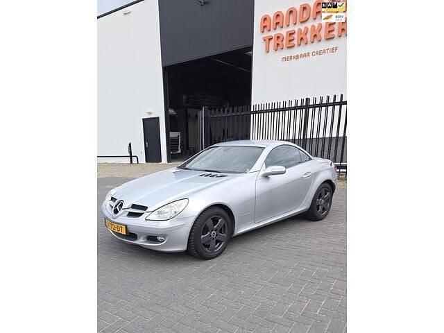 Grijs Gebruikt 2005 Mercedes SLK200 Cabriolet | € 6.250 (Goede deal) - Afbeelding 1/4