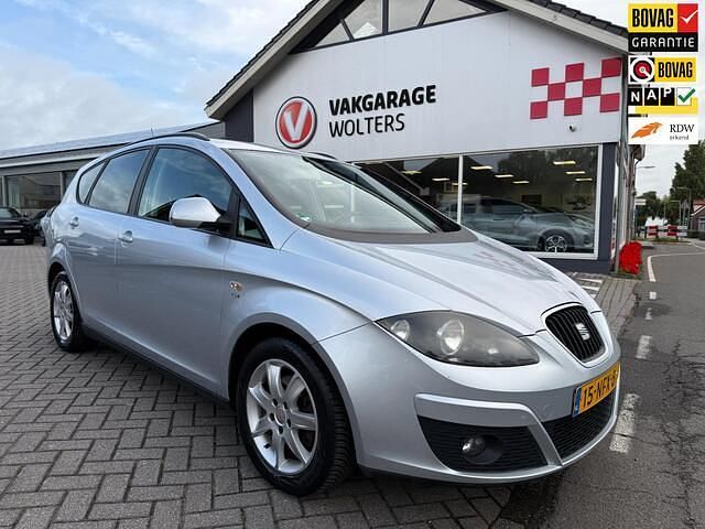Grijs Gebruikt 2010 Seat Altea XL Ecomotive MPV | € 5.950 - Afbeelding 1/4