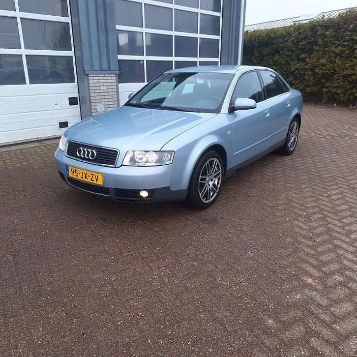 Occasion Audi A4 Exclusive 131 PK (96 kW) 2002 Blauw Sedan
