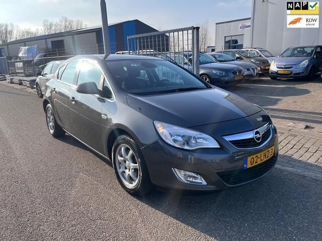 Occasion Opel Astra Cosmo 179 PK (131 kW) 2010 Grijs Hatchback