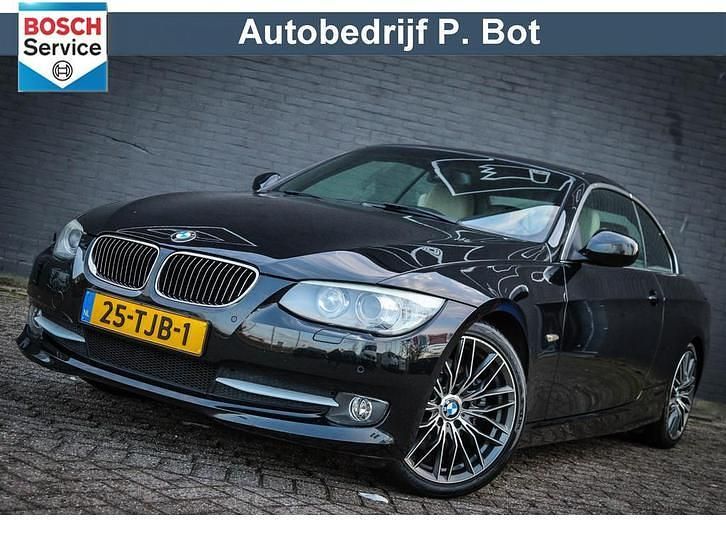 Occasion 2010 BMW 325 Executive Cabriolet | € 12.950 (Goede deal) - Afbeelding 1/4
