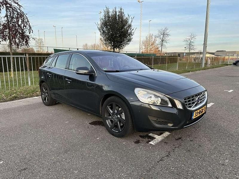Occasion Volvo V60 Momentum 241 PK (177 kW) 2011 Stationwagen