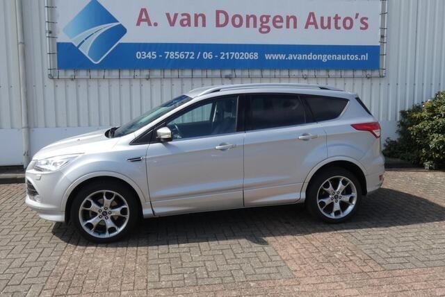 Zilver, metallic lak Gebruikt 2016 Ford Kuga Titanium SUV | € 16.495 (Goede deal) - Afbeelding 1/4