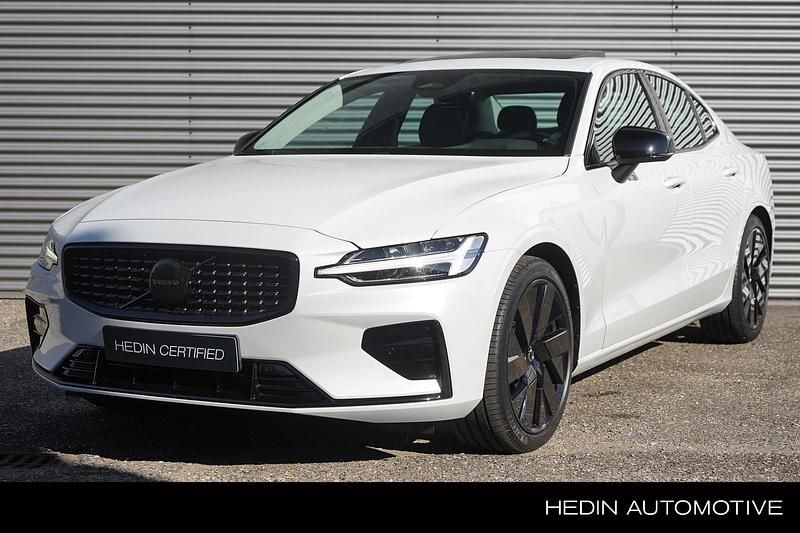 Wit Gebruikt 2024 Volvo S60 Plus Sedan | € 39.995 (Eerlijke prijs) - Afbeelding 1/4