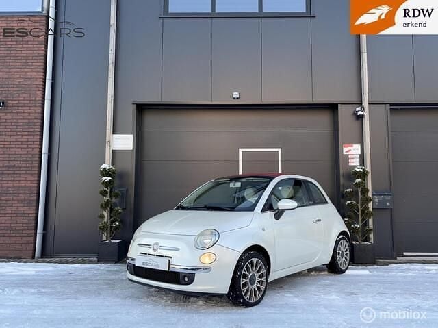 Wit Occasion 2011 Fiat 500C Pop Cabriolet | € 4.900 (Goede deal) - Afbeelding 1/3