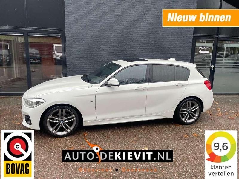 Wit Gebruikt 2019 BMW 118 M Sport Hatchback | € 19.950 (Goede deal) - Afbeelding 1/4