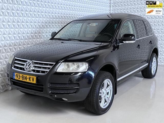 Zwart Gebruikt 2004 VW Touareg SUV | € 3.999 (Iets duurder) - Afbeelding 1/4