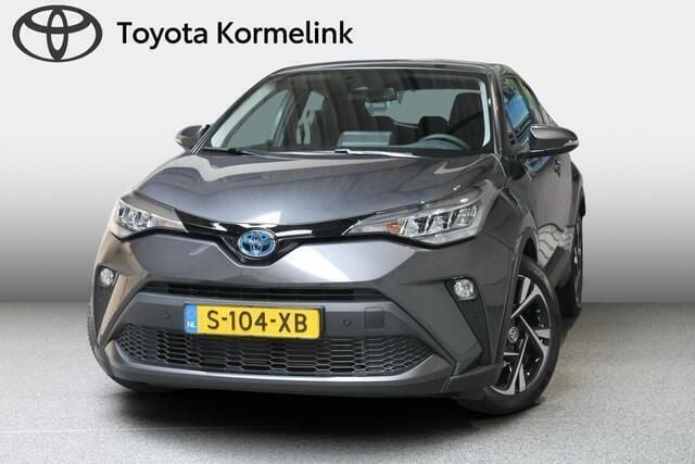 Grijs Gebruikt 2023 Toyota C-HR SUV | € 33.950 (Eerlijke prijs) - Afbeelding 1/4