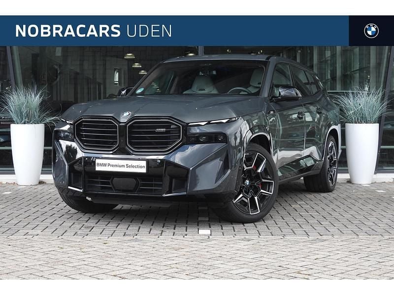 Grijs Gebruikt 2024 BMW XM Executive SUV | € 116.950 (Iets duurder) - Afbeelding 1/4