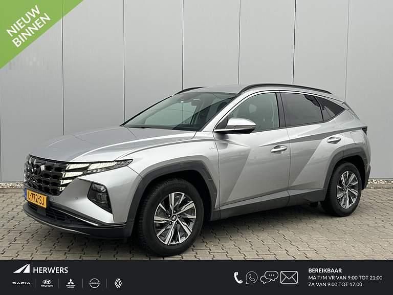 Occasion Hyundai Tucson Comfort 150 PK (110 kW) 2021 Shimmering silver metalli (r2t) SUV