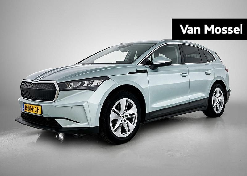Grijs Gebruikt 2022 Skoda Enyaq iV SUV | € 29.900 (Goede deal) - Afbeelding 1/4