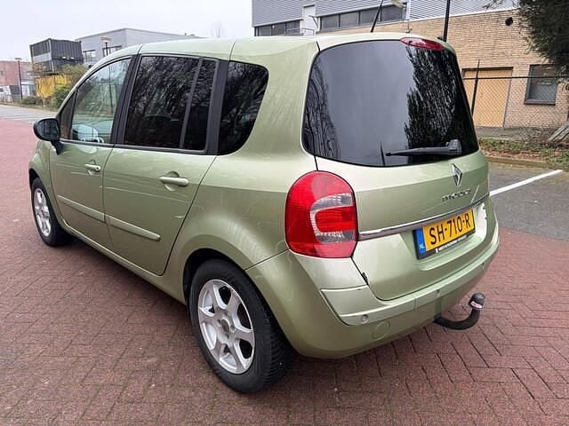 Occasion Renault Grand Modus Dynamique 101 PK (74 kW) 2008 Geel MPV