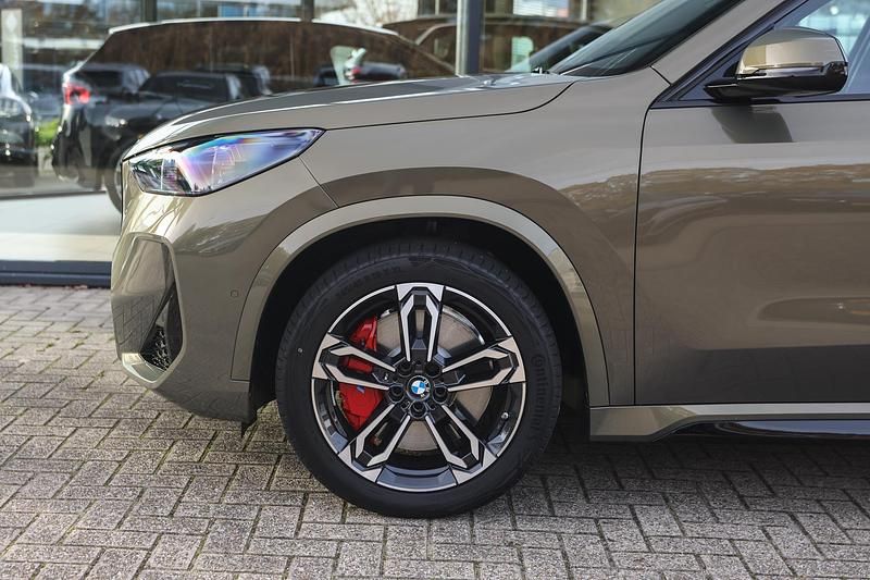 Occasion BMW iX1 M Sport 150 kW (204 PK) 2025 Geel SUV