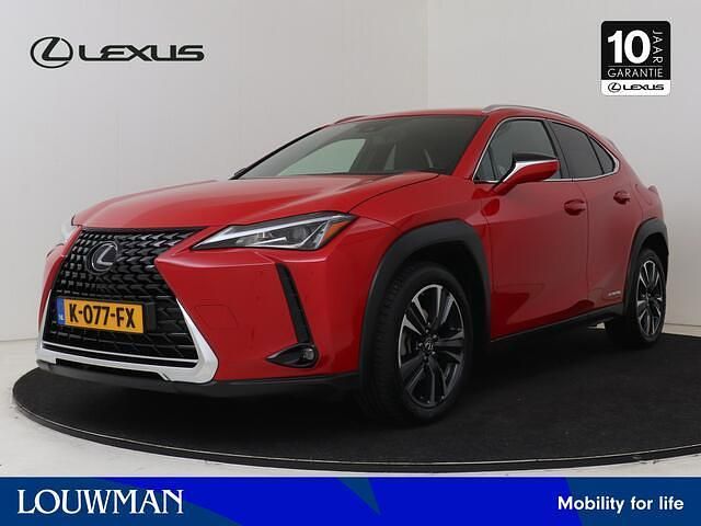 Occasion Lexus UX 250h Business Edition 184 PK (135 kW) 2019 Rood SUV