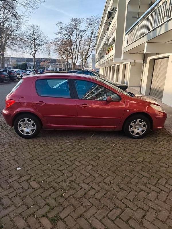 Gebruikt 2006 Peugeot 307 | € 650 (Super prijs) - Afbeelding 1/4