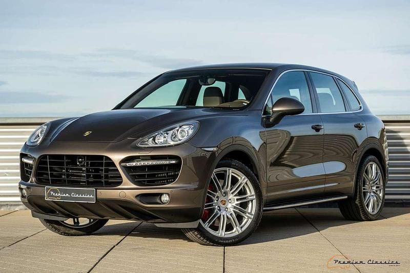Bruin Occasion 2011 Porsche Cayenne Turbo SUV | € 49.950 - Afbeelding 1/4